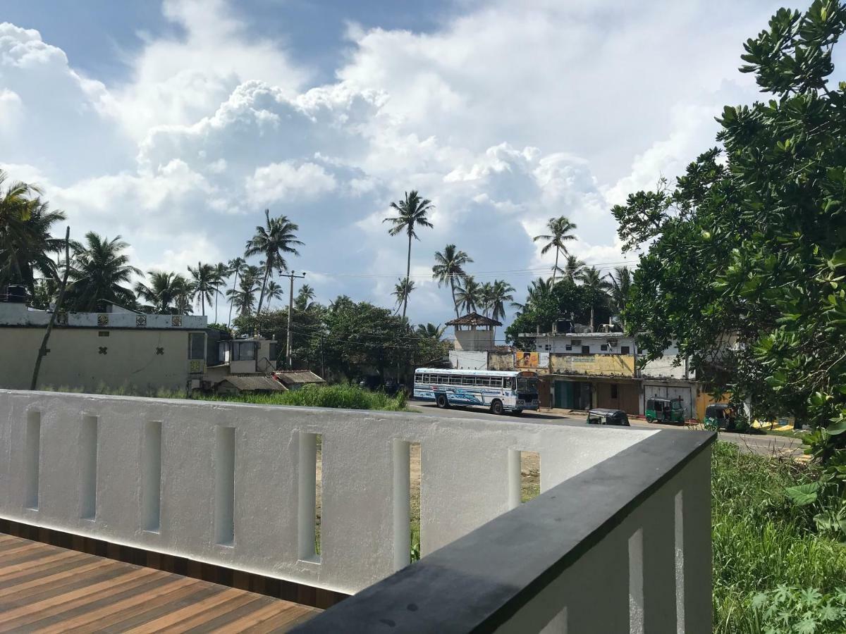 Apartamento The Dalawella Porch House Galle Exterior foto