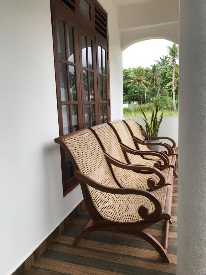 Apartamento The Dalawella Porch House Galle Exterior foto